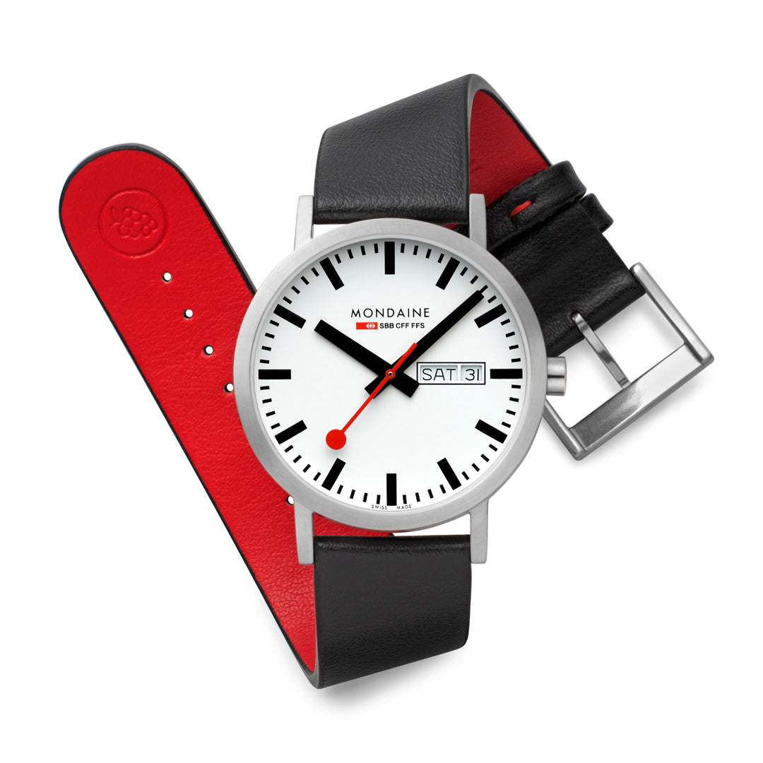 Mondaine Classic Watch A667.30360.11SBBV Image 5