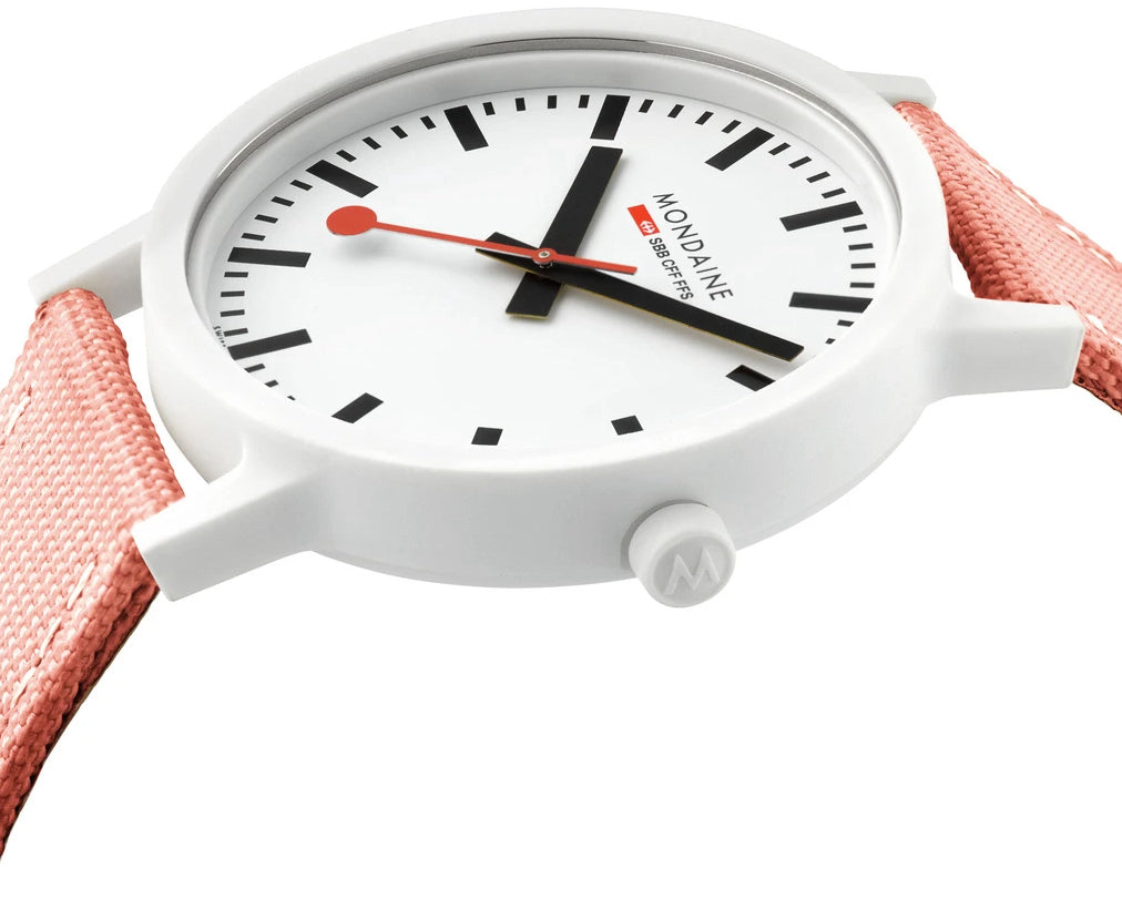 Mondaine Essence White Unisex D MS1.41111.LP Image 3