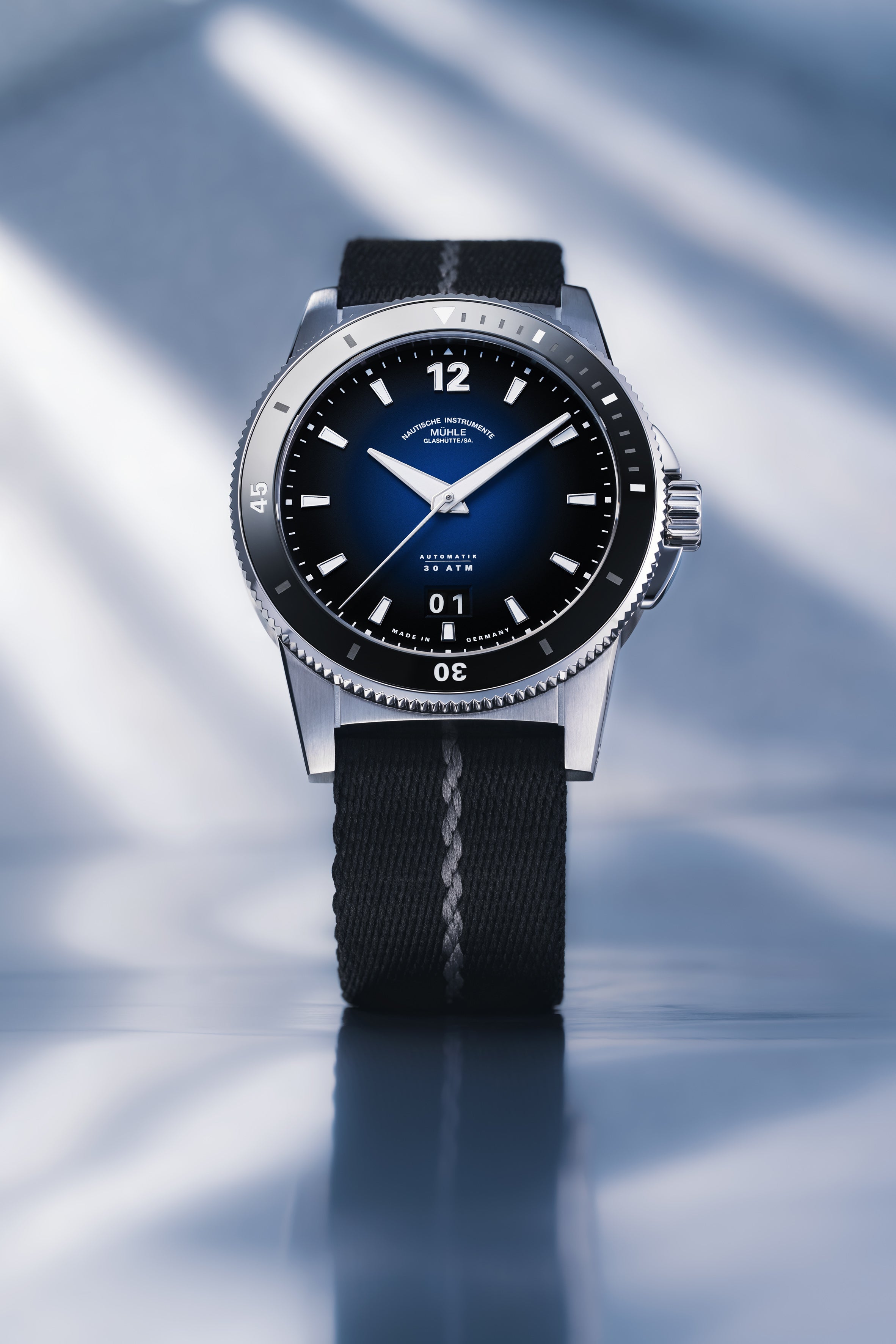 Muhle Glashutte Sportivo Big Date Blue M1-52-42-NB Image 3
