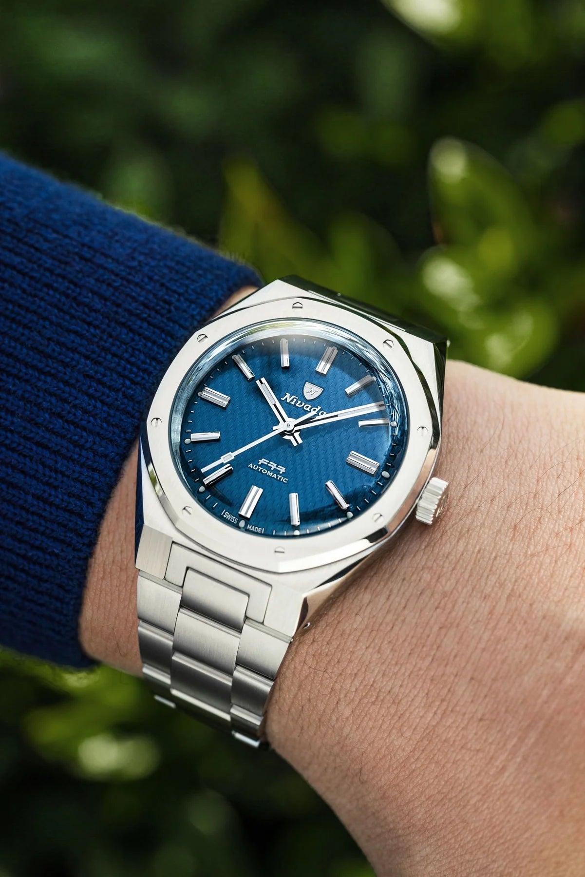 nivada-grenchen-f77-blue-mk2-38mm-no-date-watch-68045a77