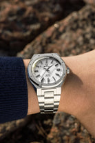 nivada-grenchen-f77-white-mk2-38mm-no-date-watch-68046a77-image