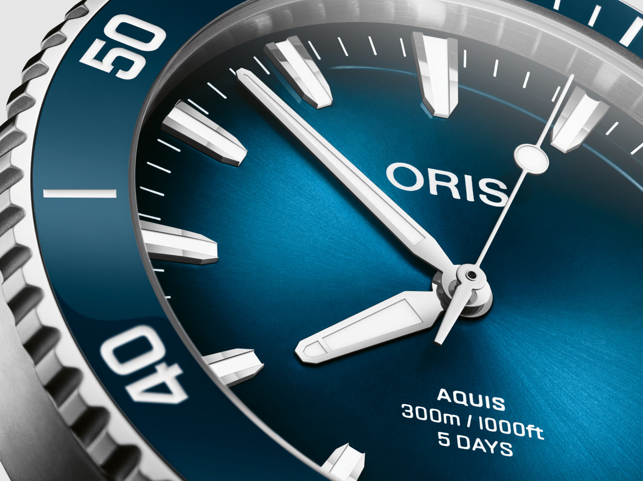 Oris Aquis Date Calibre 400 43.5mm Watch ORS-1801 Image 2