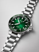 Oris Aquis Date Calibre 400 Green Bracelet 01 400 7769 4157-07 8 22 09PEB Image 2