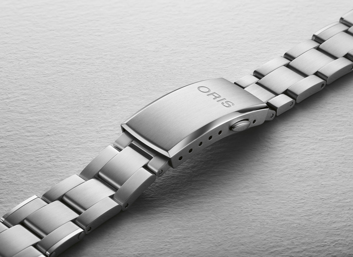 Oris Divers Date Watch 01 733 7795 4054-Set Image 11