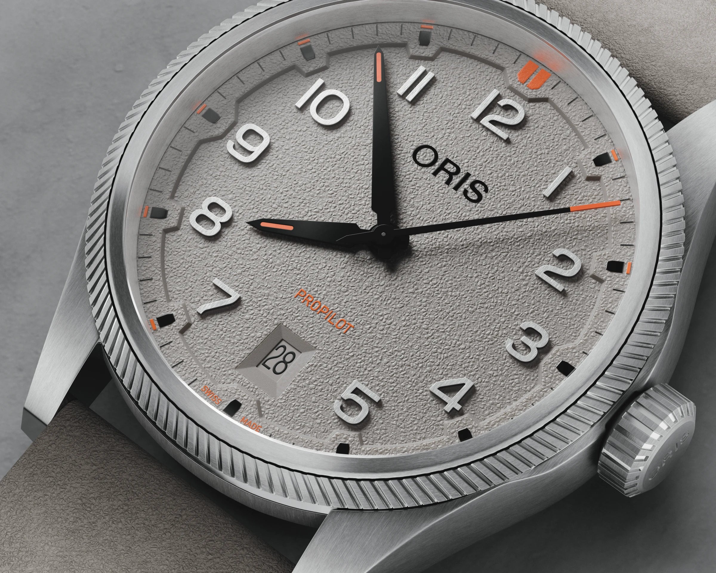 oris-propilot-date-grey-watch-01-733-7805-4163-07-6-20-15lc