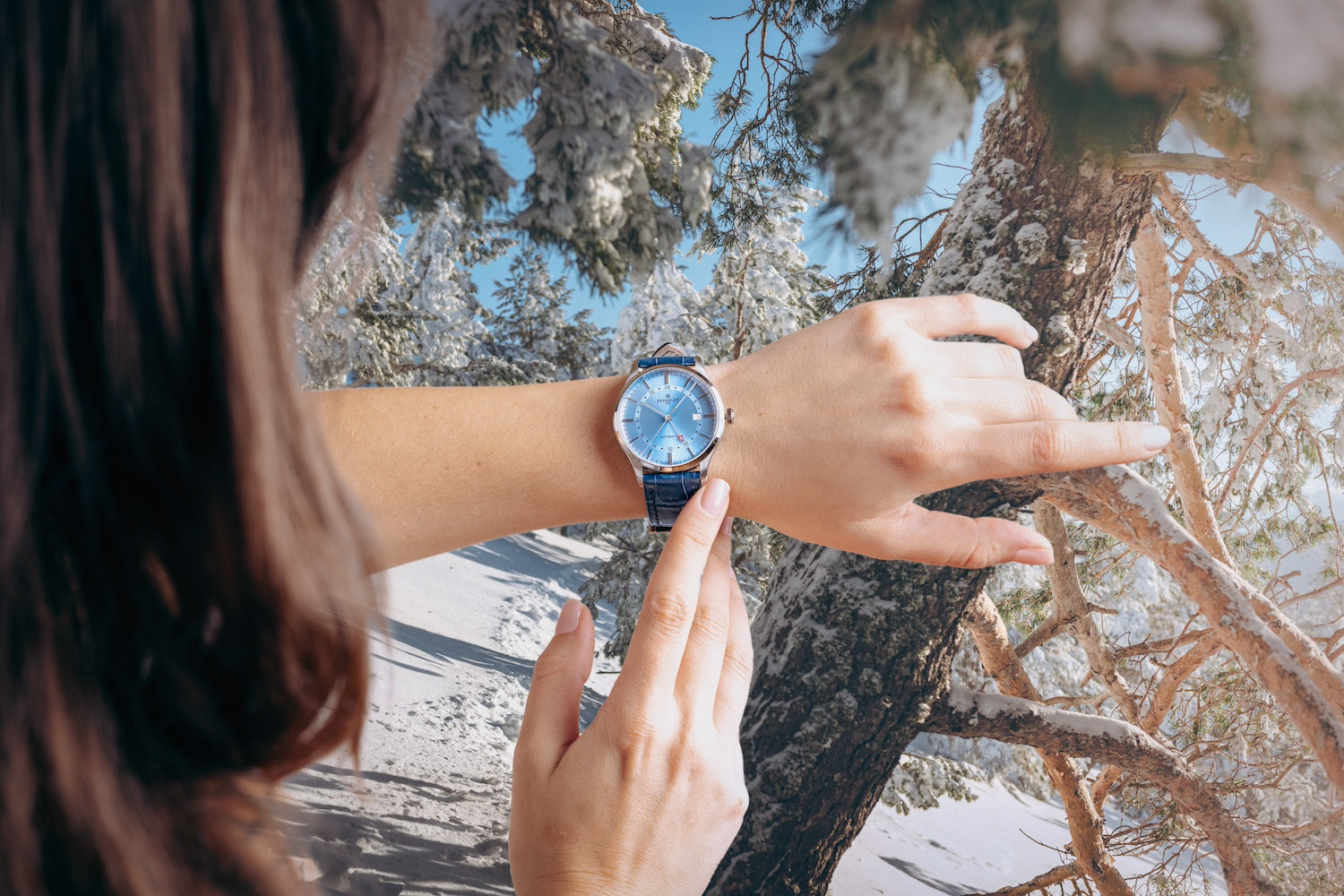 Perrelet Weekend GMT Ice Blue Watch A1304/A Image 5