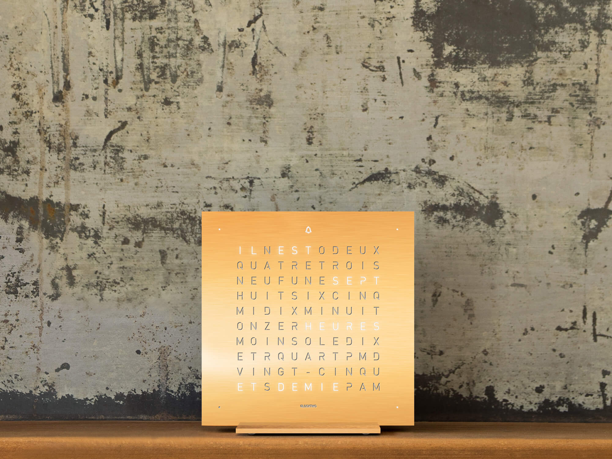 QLOCKTWO Earth 13.5 Golden Legend Table Clock Watch T4GENGD Image 3