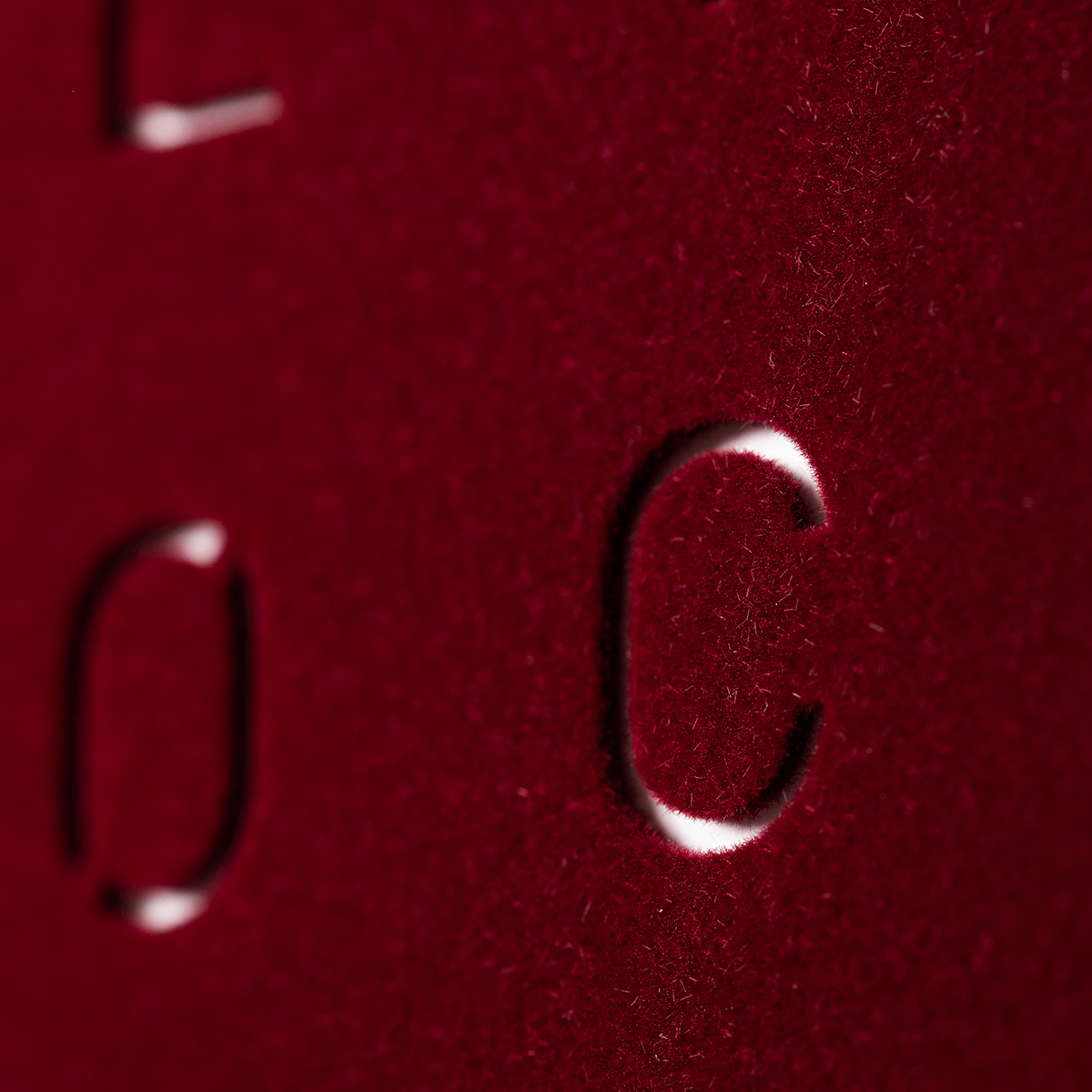 QLOCKTWO Earth 45 Red Velvet Wall Clock Watch QT4ENRRVC Image 2