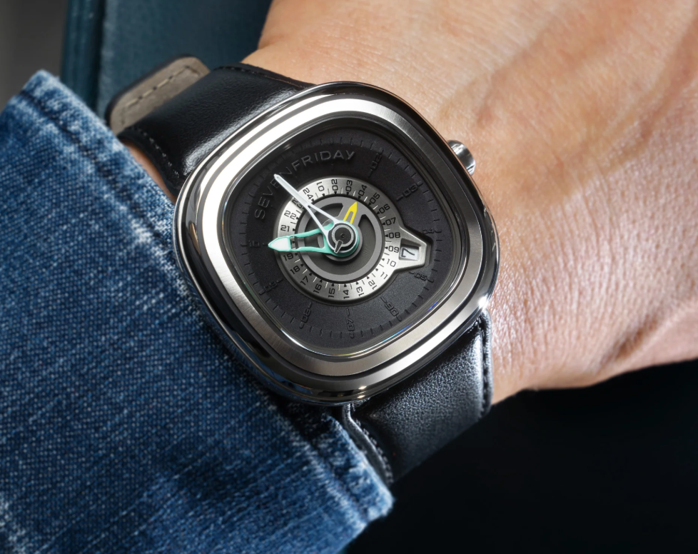 SevenFriday PG1/01 GMT Watch  PG1/01 GMT Image 5