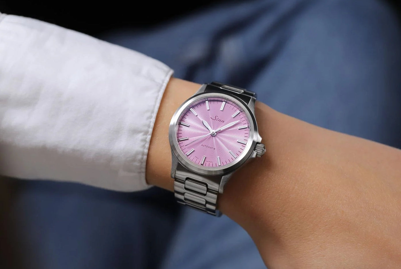  sinn-556-mauve-limited-edition-watch-556-0124-h-link