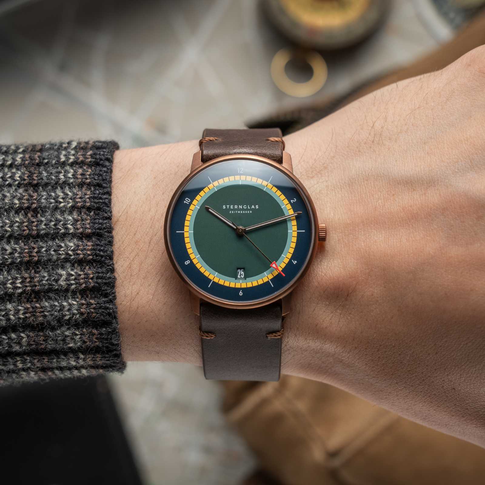 sternglas-naos-edition-argo-bronze-dark-green-yellow-bronze-mocha-watch-s01-nax48-vi17