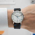 sternglas-naos-edition-bauhaus-x-blue-watch-s02-nai45-vi30-image