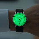 sternglas-naos-edition-bauhaus-x-red-watch-s02-nai24-vi29-image