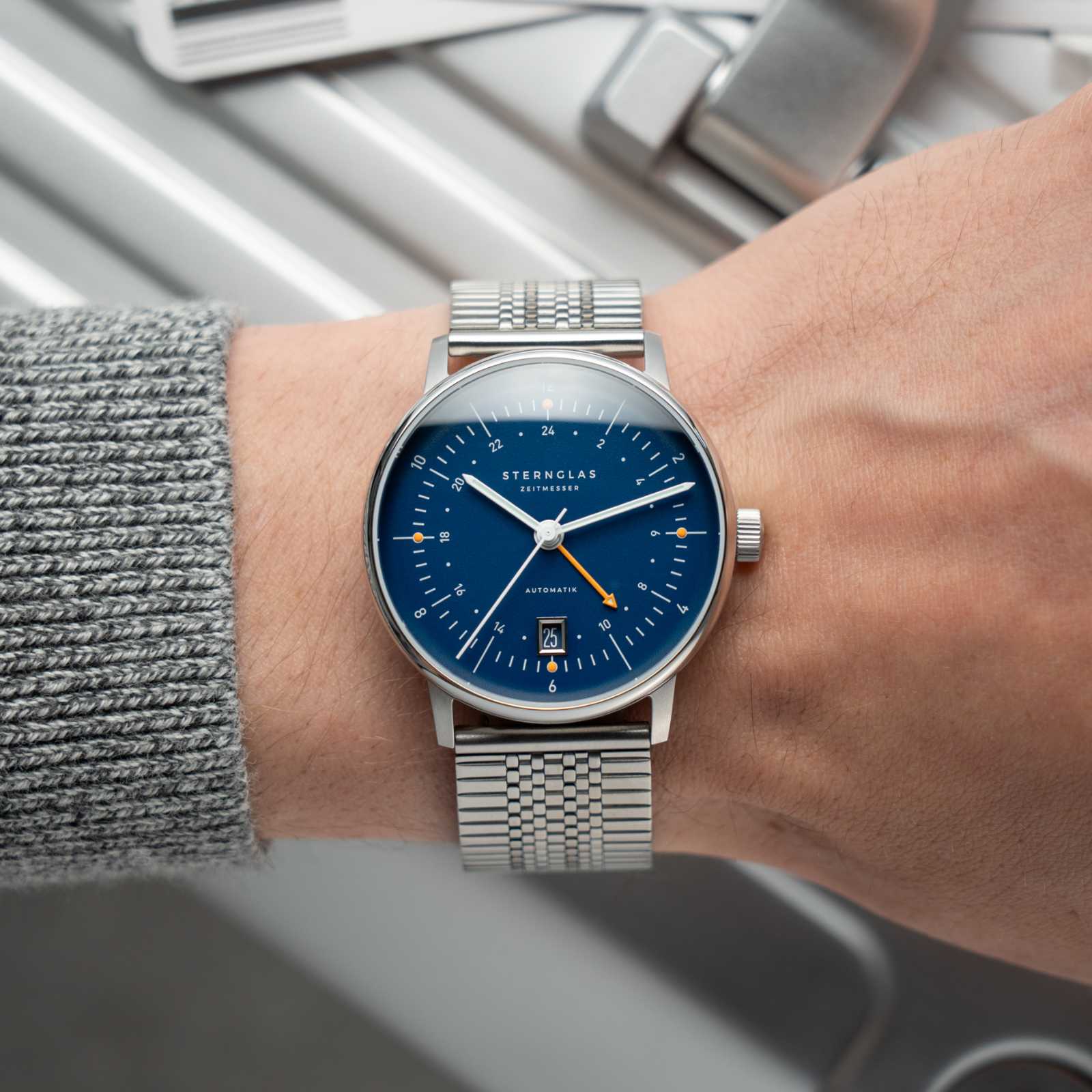 sternglas-naos-pro-gmt-automatic-watch-s02-ng06-br03