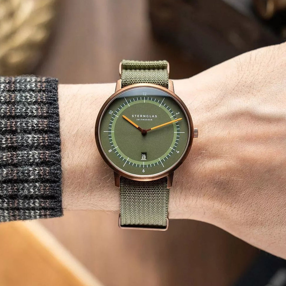 sternglas-naos-xl-edition-1905-dark-green-bronze-forest-green-watch-s01-nxt35-fi05-image