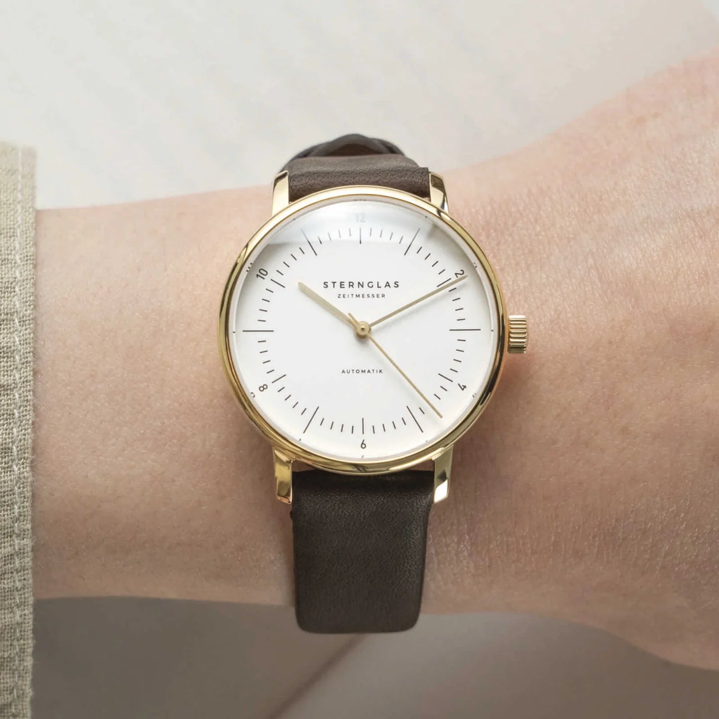sternglas-naos-xs-automatik-gold-watch-s02-nd02-nb01-image