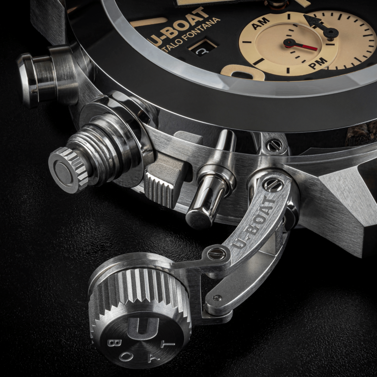 U-Boat Classico 45 CAS 1 Black Watch 9567/A Image 4