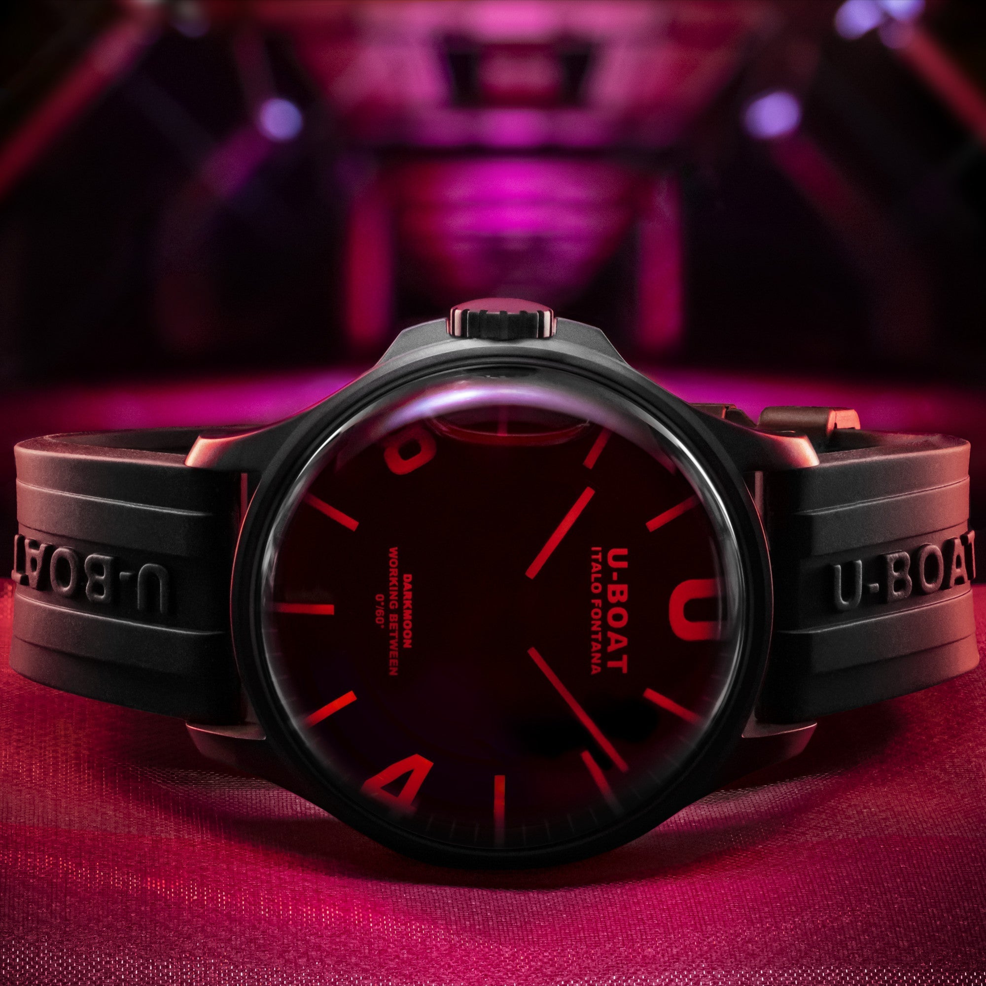 U-Boat Watch Darkmoon 44 Red Glass IPB D 8466/A Image 3