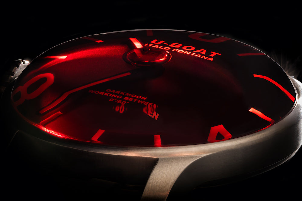 U-Boat Watch Darkmoon Red Glass SS 8465 Image 3