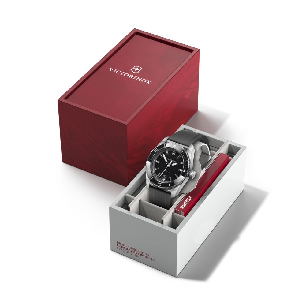 victorinox-maverick-39mm-automatic-watch-242104-image