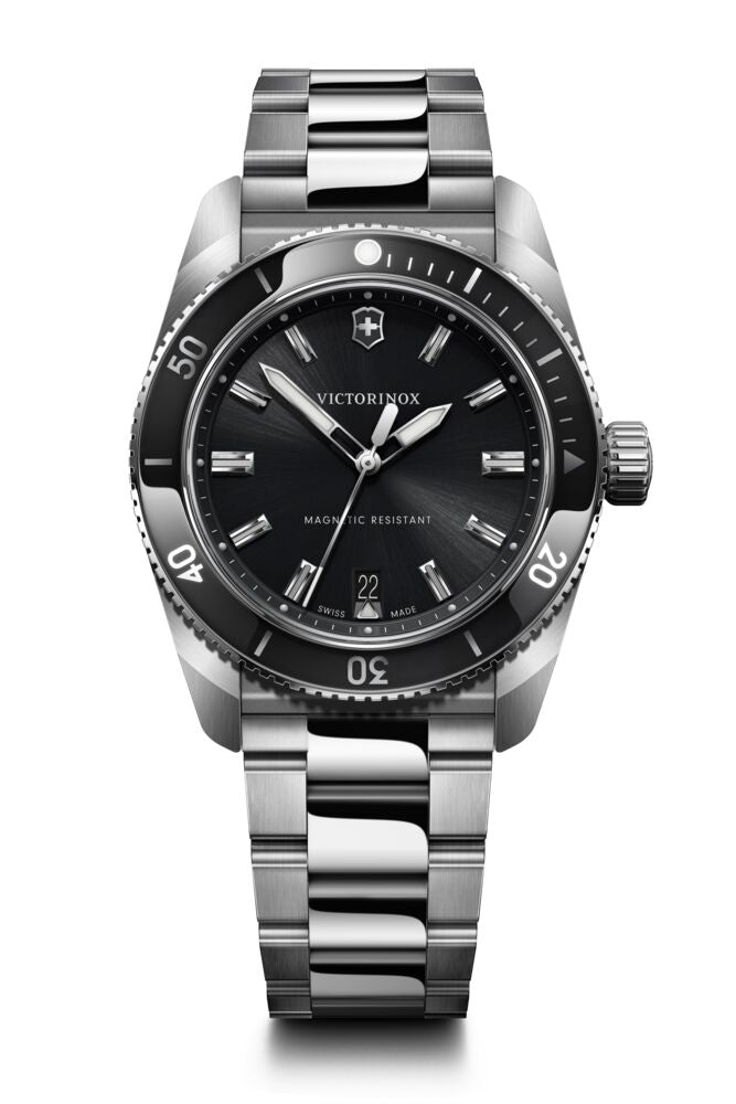 victorinox-maverick-39mm-quartz-watch-242097