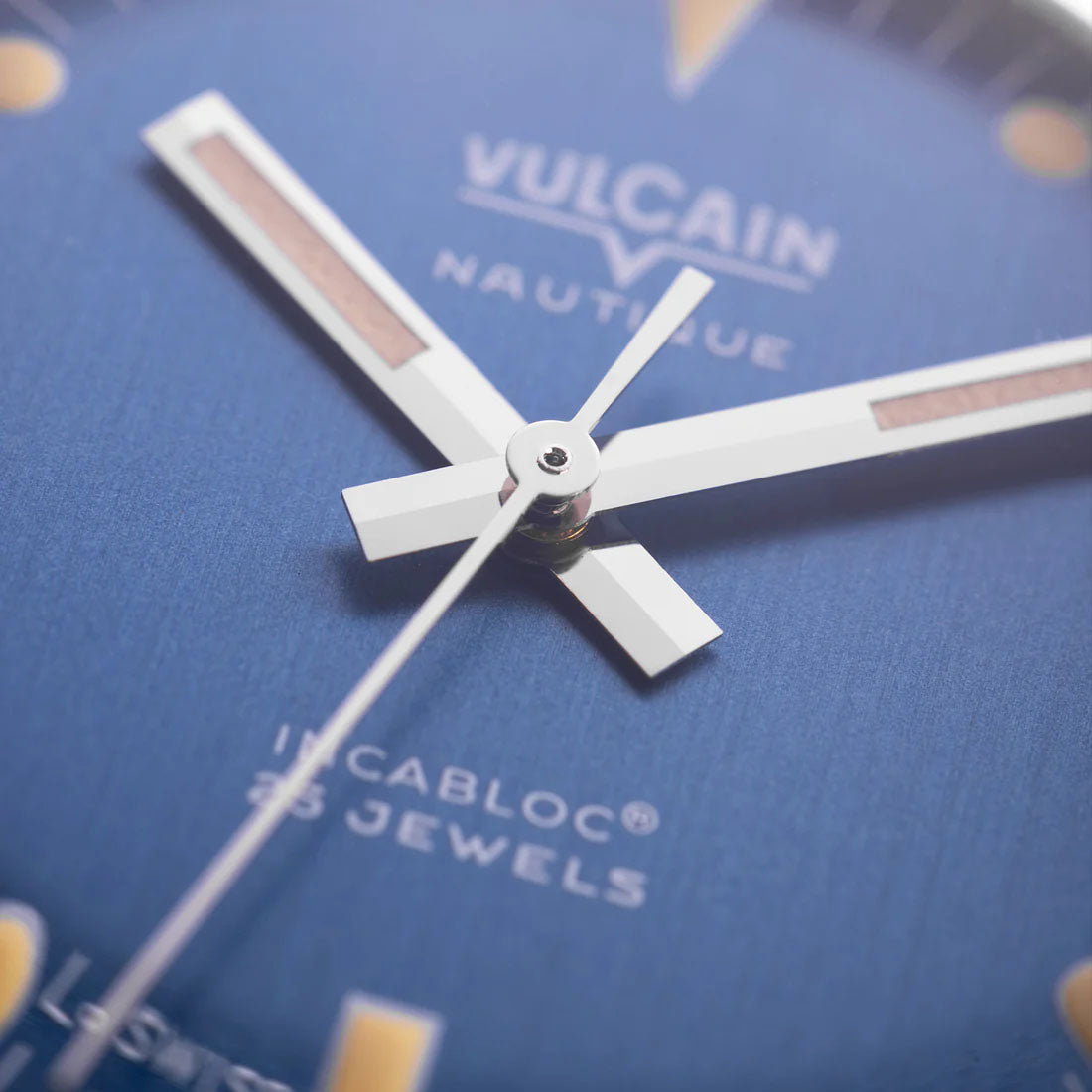 Vulcain Skindiver Blue Watch 660170A37.BAR200 Image 2